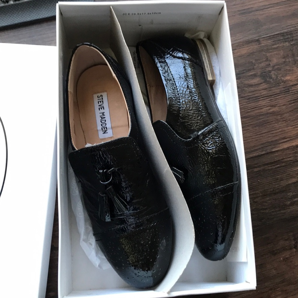 women’s loafer